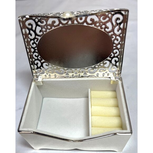 Silver-Plated Jewelry Box With Filigree Design & Velvet Lining For Keepsakes - Picture 6 of 7